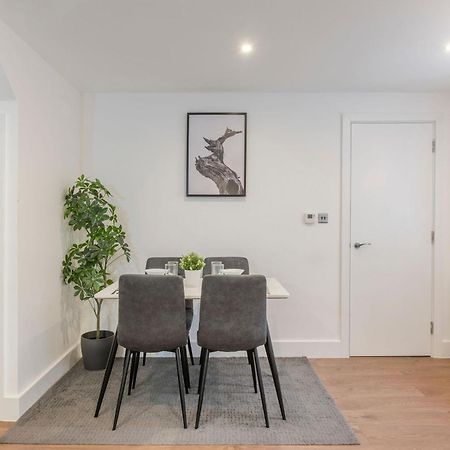 The Perfect Stay London, Home With 2 Bedrooms 1 Bath - Battersea, Vauxhall And Nine Elms Экстерьер фото